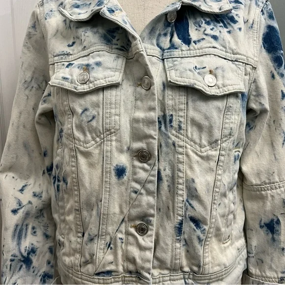 Free People White and Blue Tones Tie Dye Denim Jacket Size Small - Picture 3 of 16